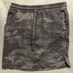 😉Bundle Days😉 Women’s Maurice’s Camo Skirt Pockets Drawstring Gray Skirt
